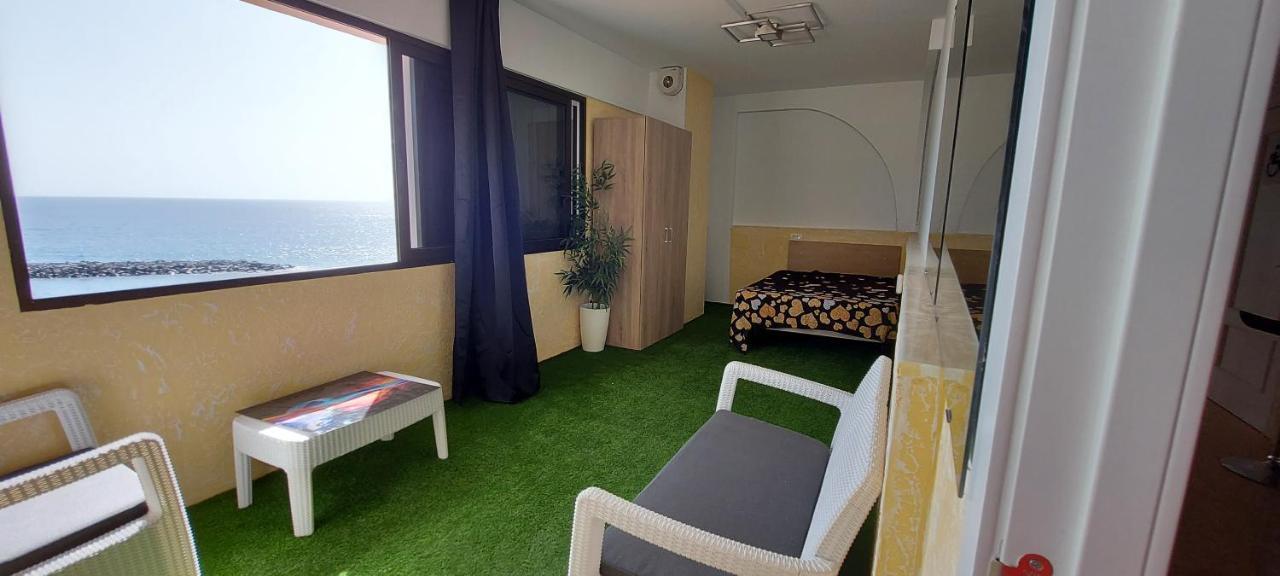 First Line Of The Ocean, 3 Bedrooms & Free Wifi Плая де лас Америкас Екстериор снимка